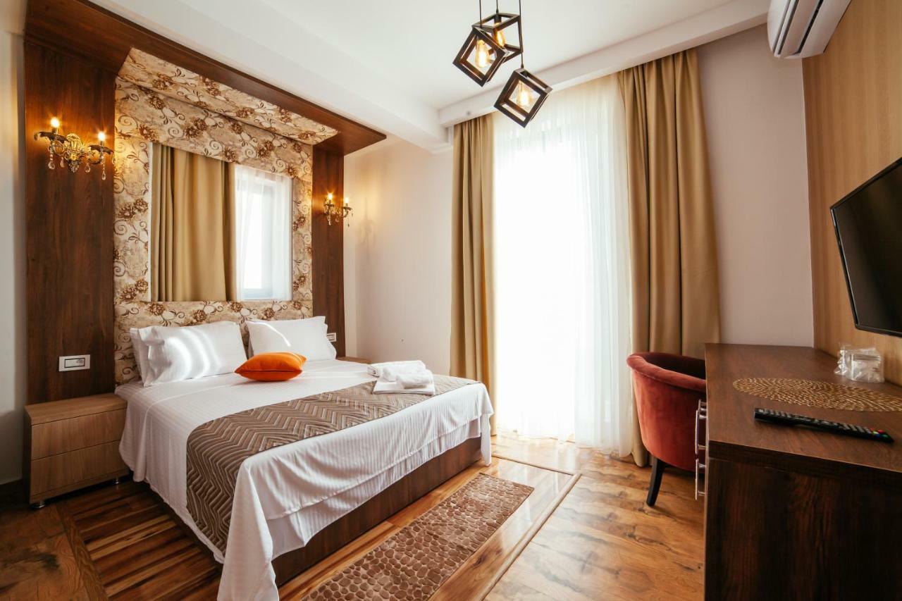 Hotel Platinum Ulcinj Exterior foto