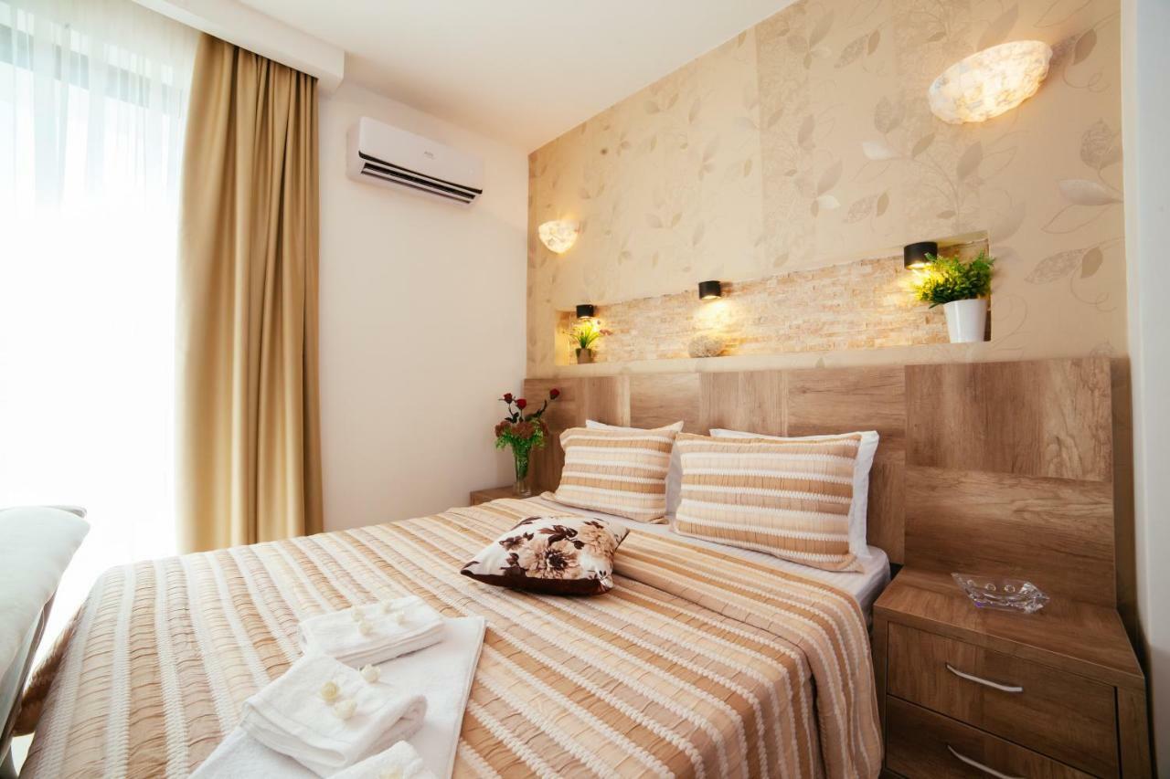 Hotel Platinum Ulcinj Exterior foto
