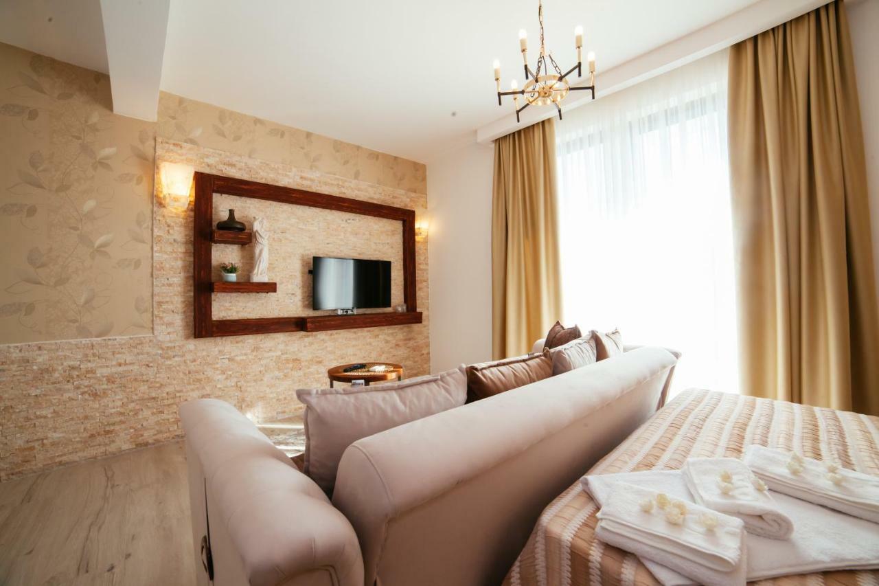 Hotel Platinum Ulcinj Exterior foto